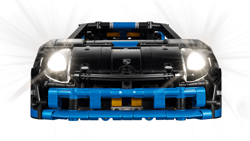 Porsche GT4 e-Performance racewagen - 4