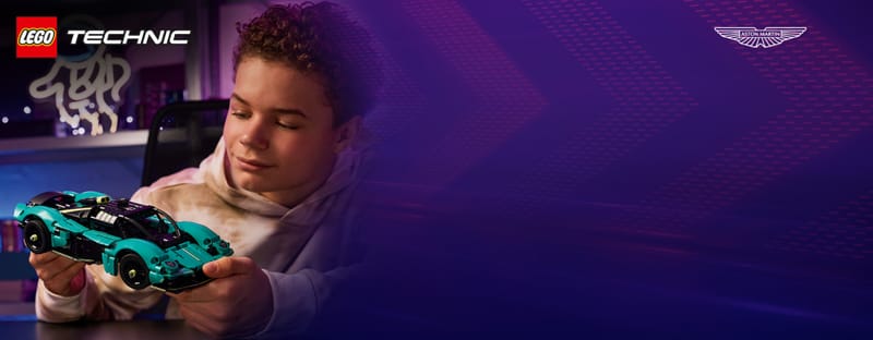 Aston Martin Valkyrie - 11