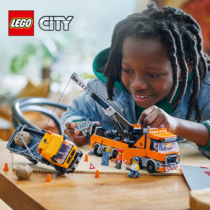 Zware sleepwagen met kraan - 11