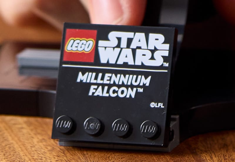 Millennium Falcon™ - 10