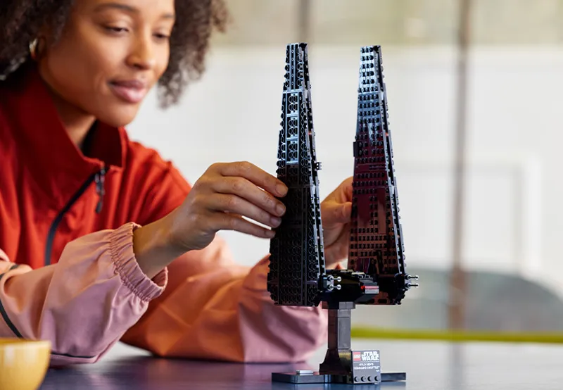 Kylo Rens Command Shuttle - 7