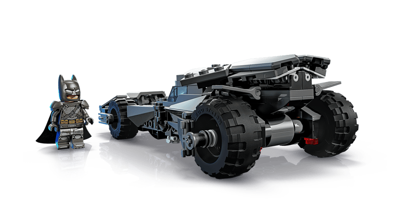 Batman v Superman™ Batmobile™ - 3