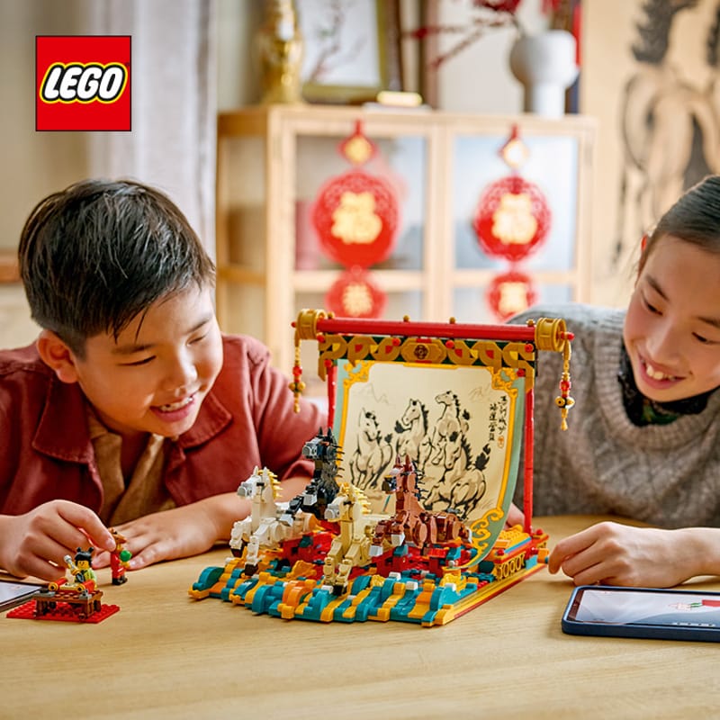 Display met galopperende paarden - 12