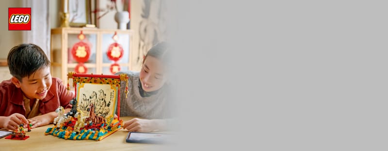 Display met galopperende paarden - 13